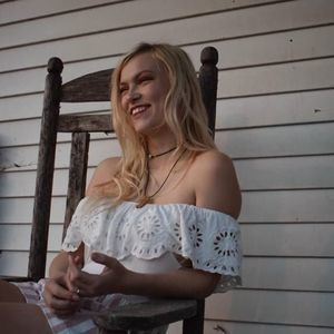 Meet your Posher, Aimee